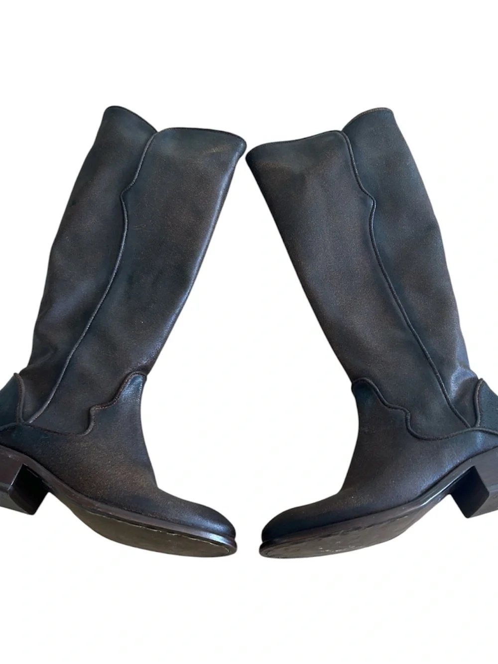 Frye Ladies Carson Piping Chocolate Tall Western Boots FR41360-CHOC, 7.5, NWOT